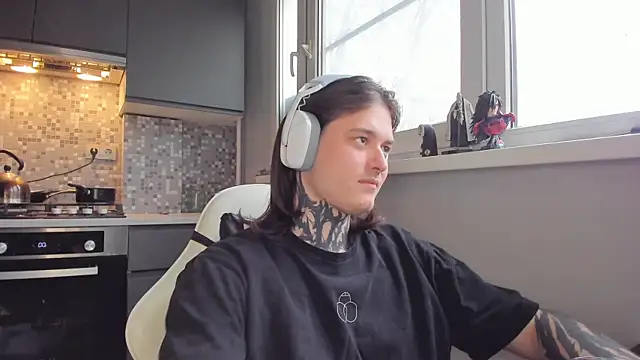  torfin  online show from 10, 3, 2025