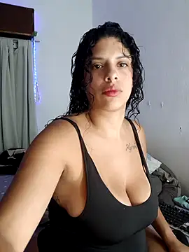 Snapshot of Shura_xxxBig chatting on 4, 2, 2026 Shura xxxBig online show from 4, 2, 2026