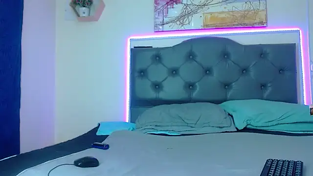 Snapshot of Kim_clark1 chatting on 11, 9, 2025 Kim clark1 online show from 11, 9, 2025