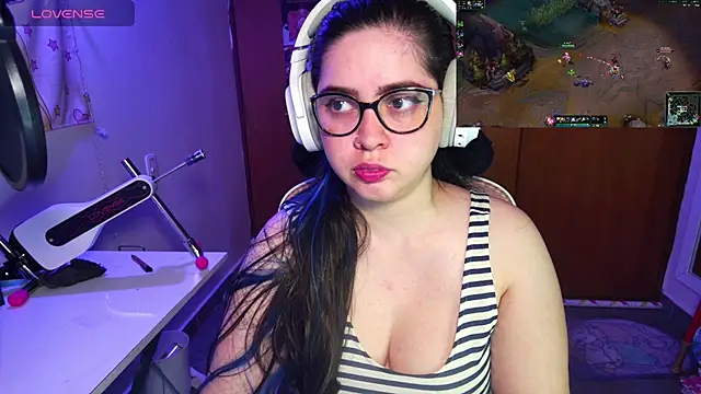 Vallolet Spencer online show from 6, 2, 2025