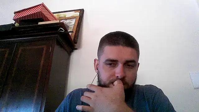 Snapshot of Dat1994 chatting on 10, 2, 2025 Dat1994 online show from 10, 2, 2025