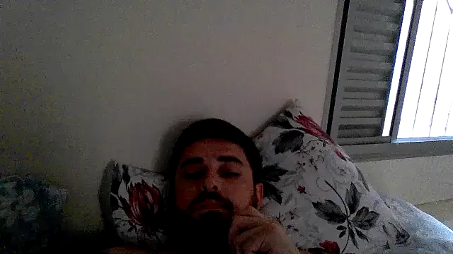 Snapshot of Dat1994 chatting on 18, 11, 2025 Dat1994 online show from 18, 11, 2025