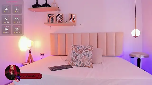 Snapshot of coralsmith11 chatting on 27, 10, 2025 coralsmith11 online show from 27, 10, 2025