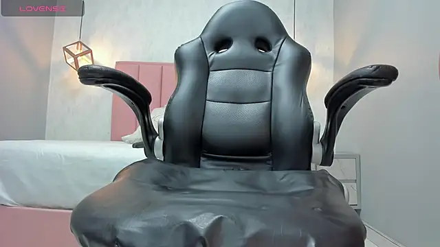 chelsyquinn online show from 20, 2, 2026