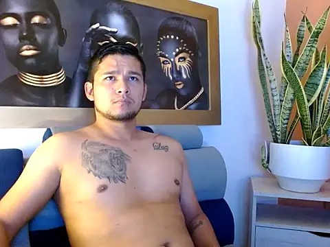 henrique Batman Latex017 online show from 2, 2, 2025