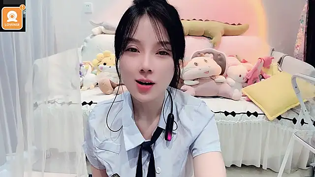 AKiKi711 online show from 12, 9, 2025