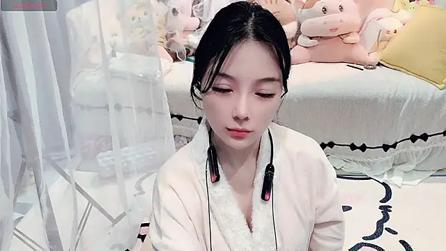 AKiKi711 online show from 1, 4, 2026