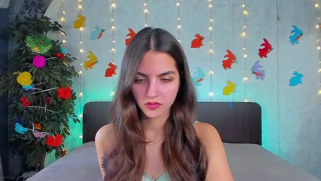 Milana Crystal  online show from 17, 4, 2026