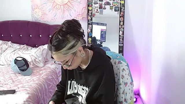 squirt charlott online show from 14, 11, 2025