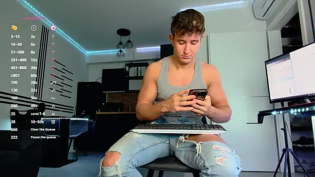 Snapshot of ChristianLevine_ chatting on 21, 3, 2025 ChristianLevine online show from 21, 3, 2025