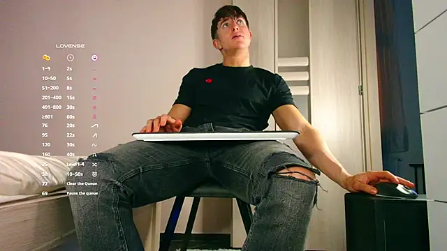 ChristianLevine  online show from 3, 12, 2025