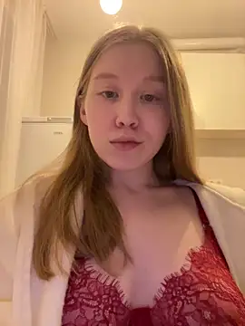 Eva Weyne online show from 3, 3, 2026