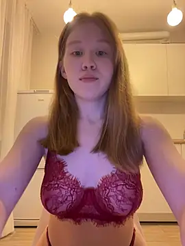 Snapshot of Eva_Weyne chatting on 25, 4, 2026 Eva Weyne online show from 25, 4, 2026