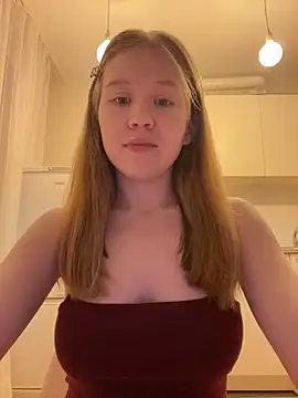 Snapshot of Eva_Weyne chatting on 28, 4, 2026 Eva Weyne online show from 28, 4, 2026