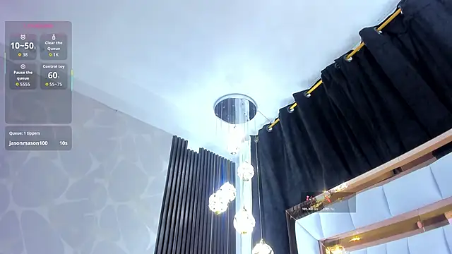 SarayRoyse online show from 18, 11, 2025