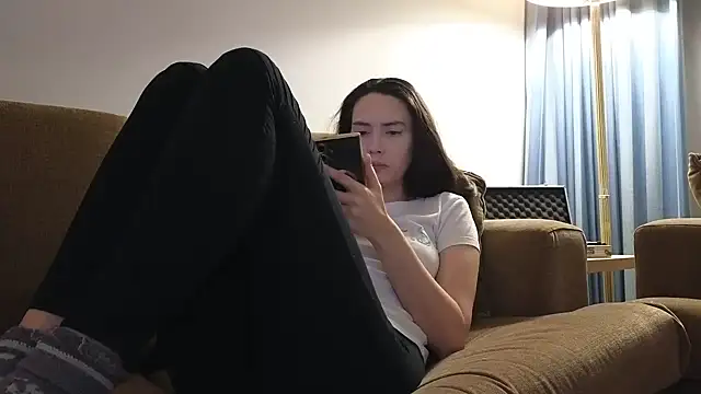 Mr-and-Mrs-Smith online show from 8, 1, 2026