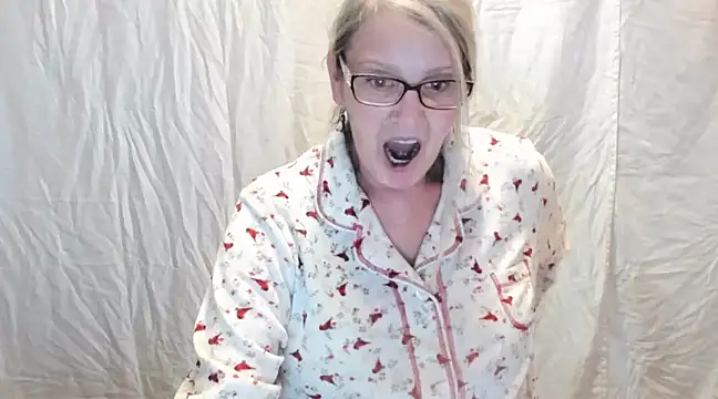 irinamaux online show from 19, 2, 2025