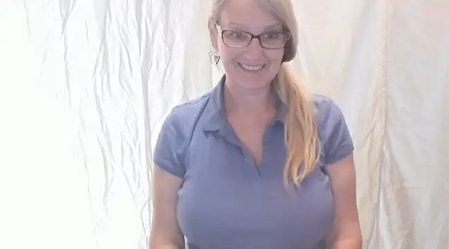 irinamaux online show from 20, 2, 2025