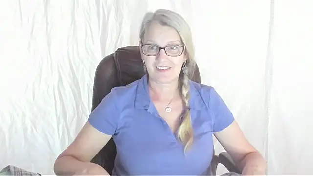 irinamaux online show from 7, 3, 2025