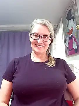 irinamaux online show from 24, 2, 2026