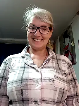 irinamaux online show from 15, 5, 2026