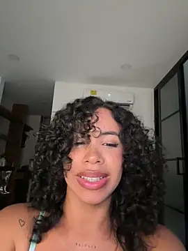 Brunettexio online show from 2, 3, 2025