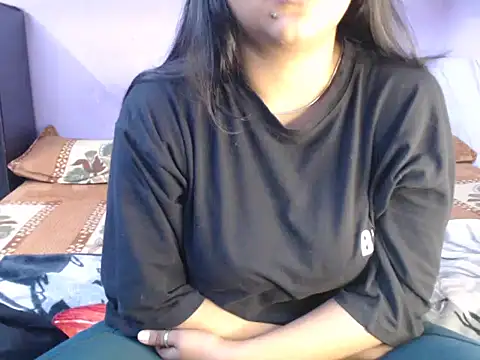 Snapshot of Freya_nia chatting on 27, 12, 2024 Freya nia online show from 27, 12, 2024