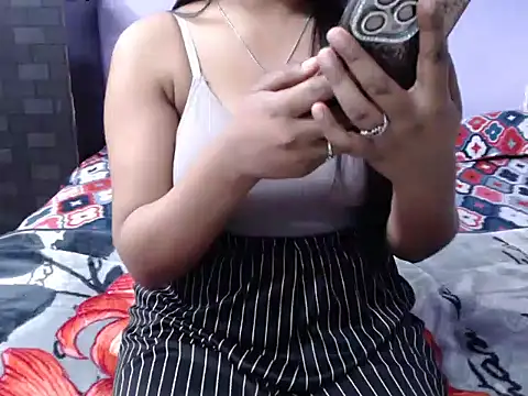 Snapshot of Freya_nia chatting on 9, 2, 2025 Freya nia online show from 9, 2, 2025