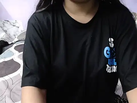 Snapshot of Freya_nia chatting on 28, 9, 2025 Freya nia online show from 28, 9, 2025