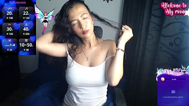 Snapshot of coniecut2 chatting on 12, 3, 2025 coniecut2 online show from 12, 3, 2025