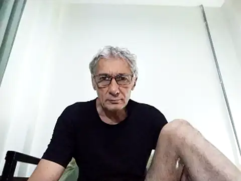 Snapshot of BIGUNCUTHARDCOCK chatting on 12, 3, 2025 BIGUNCUTHARDCOCK online show from 12, 3, 2025