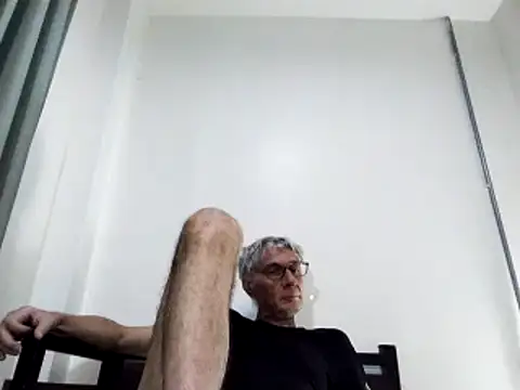 Snapshot of BIGUNCUTHARDCOCK chatting on 17, 3, 2025 BIGUNCUTHARDCOCK online show from 17, 3, 2025