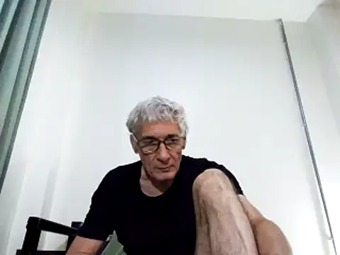 Snapshot of BIGUNCUTHARDCOCK chatting on 17, 3, 2025 BIGUNCUTHARDCOCK online show from 17, 3, 2025