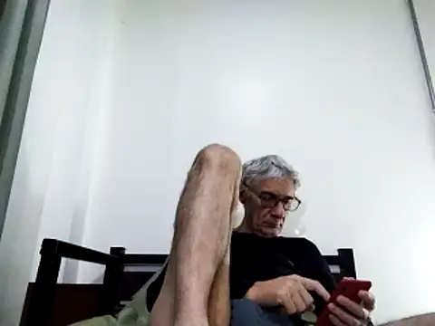 Snapshot of BIGUNCUTHARDCOCK chatting on 18, 3, 2025 BIGUNCUTHARDCOCK online show from 18, 3, 2025