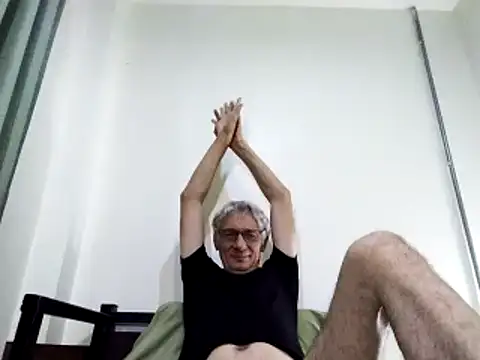 Snapshot of BIGUNCUTHARDCOCK chatting on 18, 3, 2025 BIGUNCUTHARDCOCK online show from 18, 3, 2025