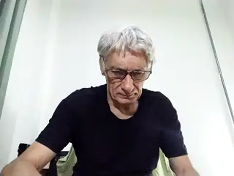 Snapshot of BIGUNCUTHARDCOCK chatting on 20, 3, 2025 BIGUNCUTHARDCOCK online show from 20, 3, 2025