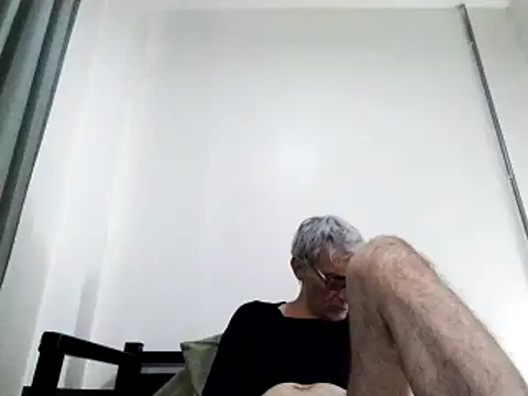 Snapshot of BIGUNCUTHARDCOCK chatting on 21, 3, 2025 BIGUNCUTHARDCOCK online show from 21, 3, 2025