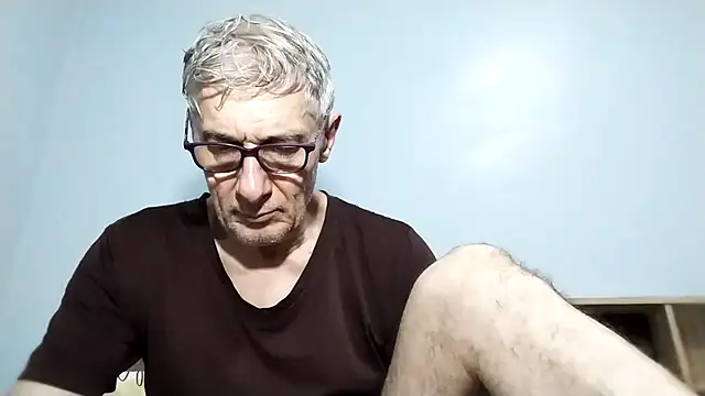 Snapshot of BIGUNCUTHARDCOCK chatting on 14, 9, 2025 BIGUNCUTHARDCOCK online show from 14, 9, 2025