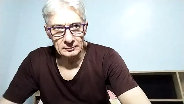 Snapshot of BIGUNCUTHARDCOCK chatting on 16, 9, 2025 BIGUNCUTHARDCOCK online show from 16, 9, 2025