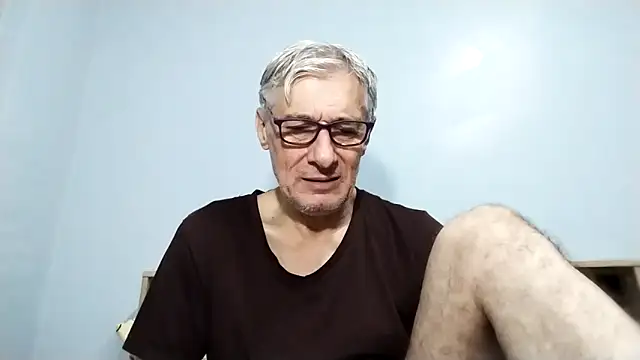 Snapshot of BIGUNCUTHARDCOCK chatting on 28, 9, 2025 BIGUNCUTHARDCOCK online show from 28, 9, 2025