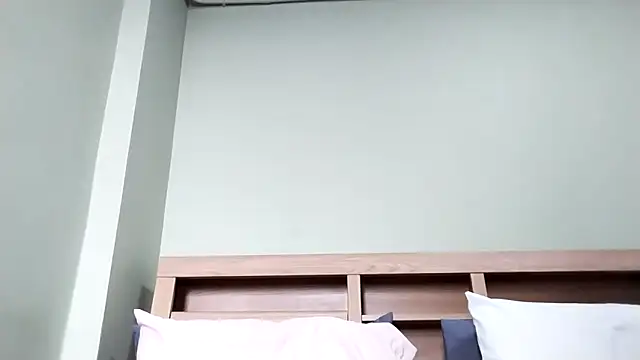 Snapshot of BIGUNCUTHARDCOCK chatting on 3, 10, 2025 BIGUNCUTHARDCOCK online show from 3, 10, 2025