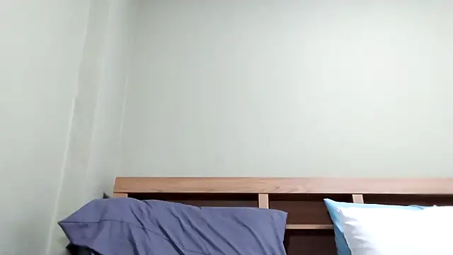 Snapshot of BIGUNCUTHARDCOCK chatting on 12, 11, 2025 BIGUNCUTHARDCOCK online show from 12, 11, 2025