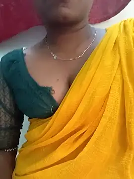 Snapshot of tamilachi4u chatting on 5, 3, 2025 tamilachi4u online show from 5, 3, 2025