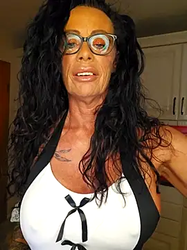 Misses-Cougar online show from 27, 11, 2025