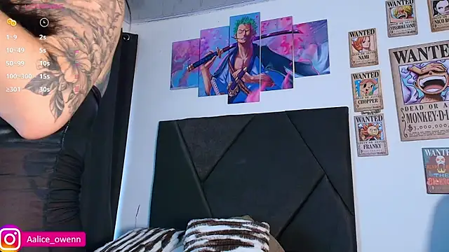 Snapshot of Aliceowenn chatting on 7, 11, 2025 Aliceowenn online show from 7, 11, 2025