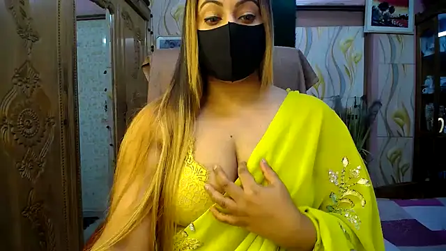 Snapshot of SohanaSabaSexy chatting on 10, 10, 2025 SohanaSabaSexy online show from 10, 10, 2025