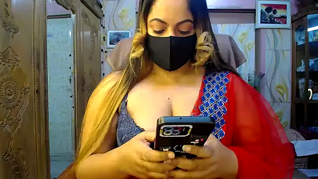 Snapshot of SohanaSabaSexy chatting on 10, 11, 2025 SohanaSabaSexy online show from 10, 11, 2025