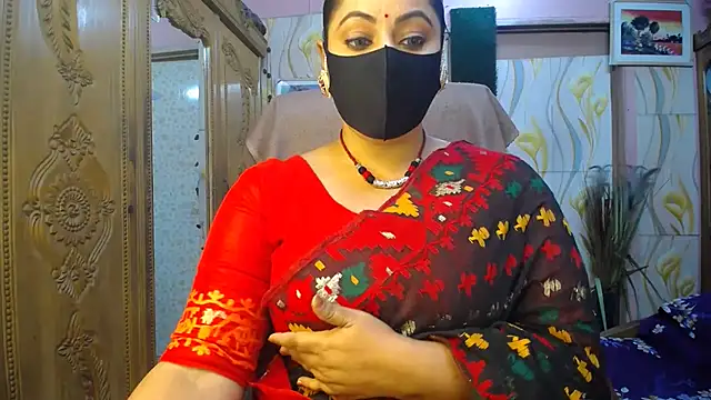 Snapshot of SohanaSabaSexy chatting on 25, 11, 2025 SohanaSabaSexy online show from 25, 11, 2025