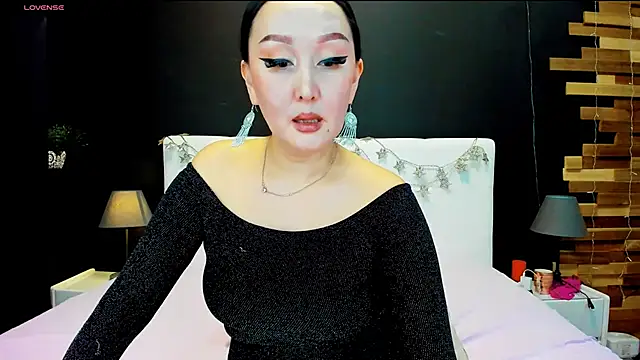 Snapshot of Julianna_Jami chatting on 4, 2, 2025 Julianna Jami online show from 4, 2, 2025