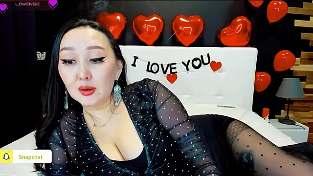 Snapshot of Julianna_Jami chatting on 12, 3, 2025 Julianna Jami online show from 12, 3, 2025